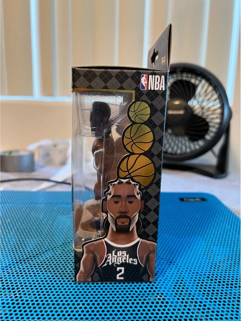 HOLLYWOOD EXCLUSIVE ONLY 3,000 PIECES Kawhi Leonard Funko Gold Clippers NBA #2